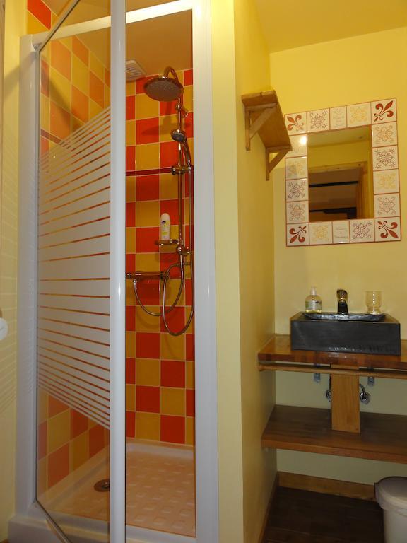 Chambres d'Hôtes du Moulin de Brendaouez Guissény Chambre photo